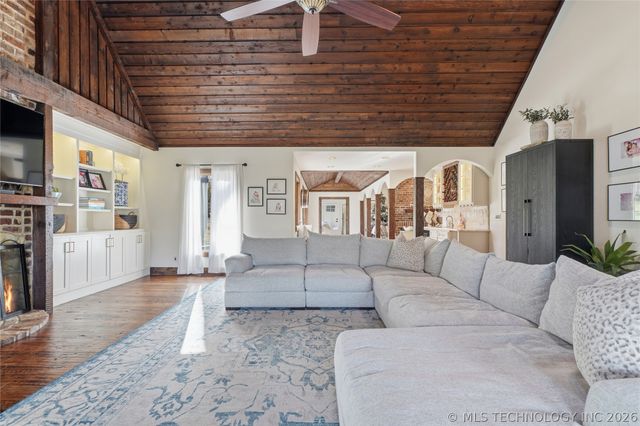 7215 S 26th West West Avenue, Tulsa, OK 74132