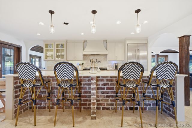 7215 S 26th West West Avenue, Tulsa, OK 74132