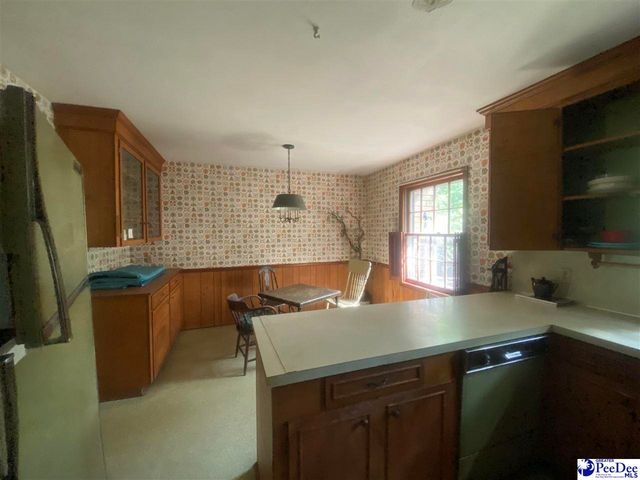 112 Williamson Pl, Darlington, SC 29532