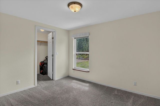 52551 E Whispering Pines Loop, Reardan, WA 99029