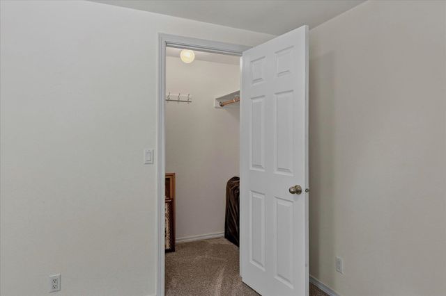 52551 E Whispering Pines Loop, Reardan, WA 99029