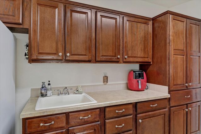 52551 E Whispering Pines Loop, Reardan, WA 99029