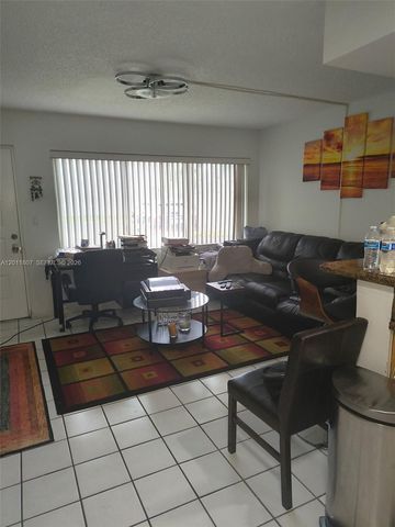 650 NW 86th Pl 3-101, Miami, FL 33126