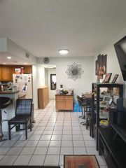650 NW 86th Pl 3-101, Miami, FL 33126