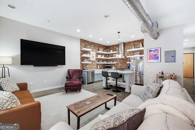 680 Greenwood Avenue NE 209, Atlanta, GA 30306