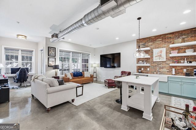 680 Greenwood Avenue NE 209, Atlanta, GA 30306
