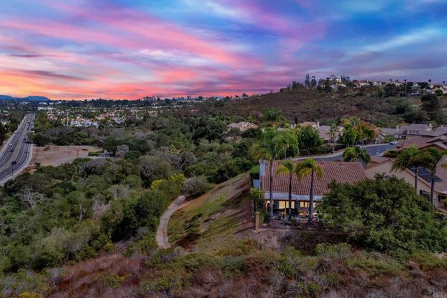 4964 Skyhawk Way, Oceanside, CA 92056