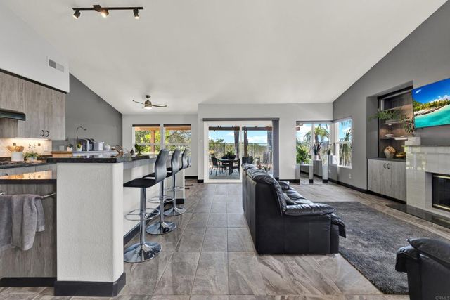 4964 Skyhawk Way, Oceanside, CA 92056