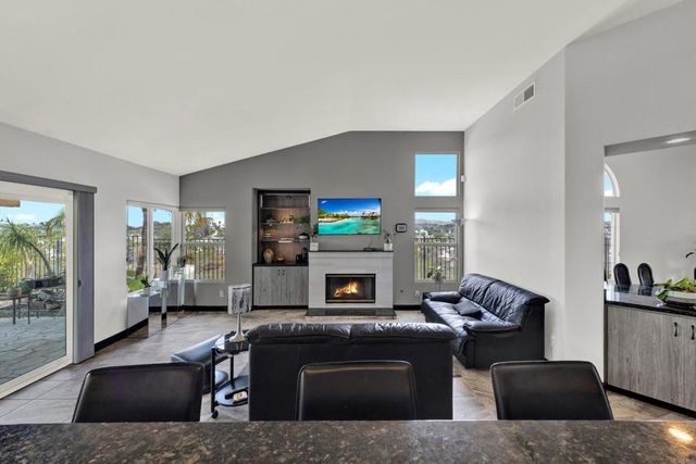 4964 Skyhawk Way, Oceanside, CA 92056