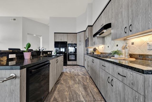 4964 Skyhawk Way, Oceanside, CA 92056
