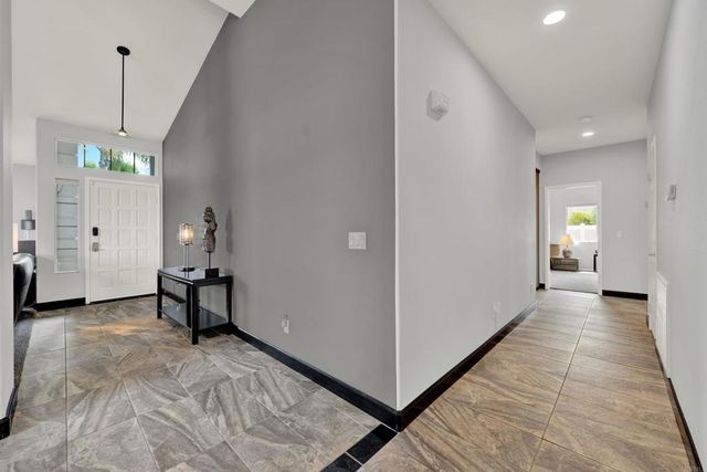 4964 Skyhawk Way, Oceanside, CA 92056