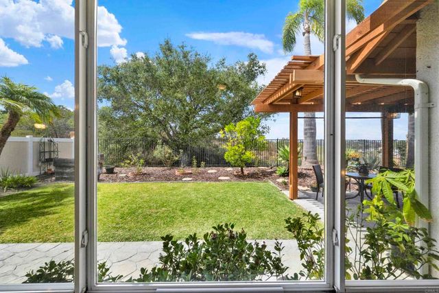 4964 Skyhawk Way, Oceanside, CA 92056