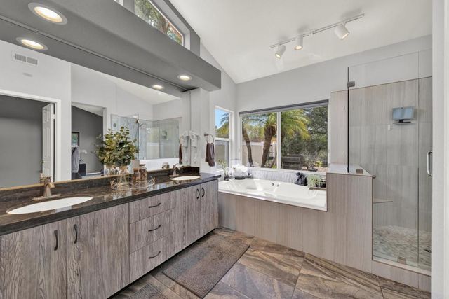 4964 Skyhawk Way, Oceanside, CA 92056