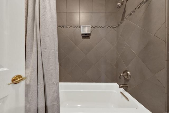 4964 Skyhawk Way, Oceanside, CA 92056