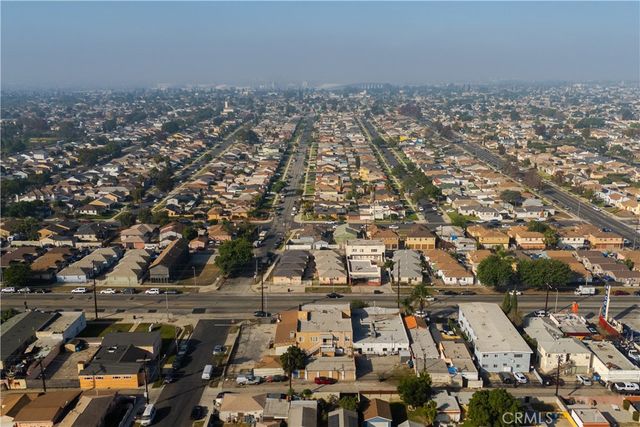 9318 S Western, Los Angeles, CA 90047