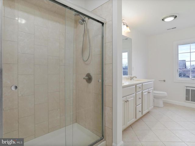 9812 PEMBROKE DR, Hagerstown, MD 21740