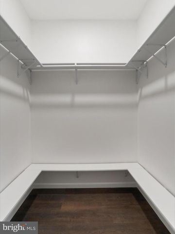 9812 PEMBROKE DR, Hagerstown, MD 21740