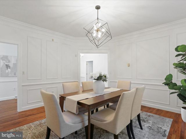 9812 PEMBROKE DR, Hagerstown, MD 21740