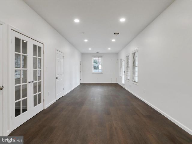 9812 PEMBROKE DR, Hagerstown, MD 21740