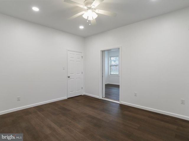 9812 PEMBROKE DR, Hagerstown, MD 21740