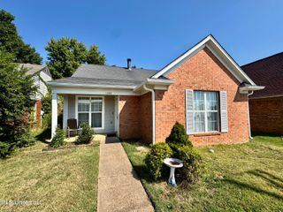 1096 W We Ross Parkway, Southaven, MS 38671