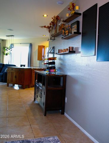 8761 E OBISPO Avenue, Mesa, AZ 85212