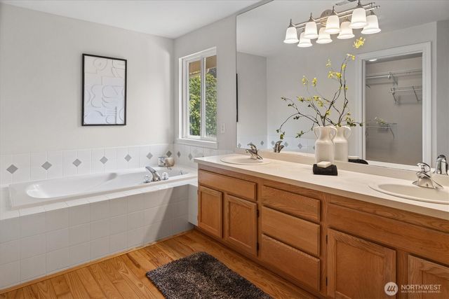 10325 SE 185th Place, Renton, WA 98055
