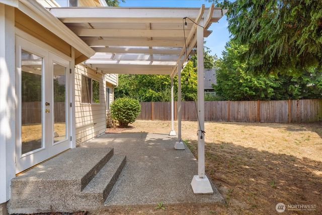 10325 SE 185th Place, Renton, WA 98055