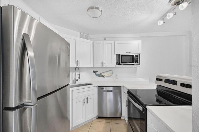 3315 58TH AVENUE S 105, St Petersburg, FL 33712
