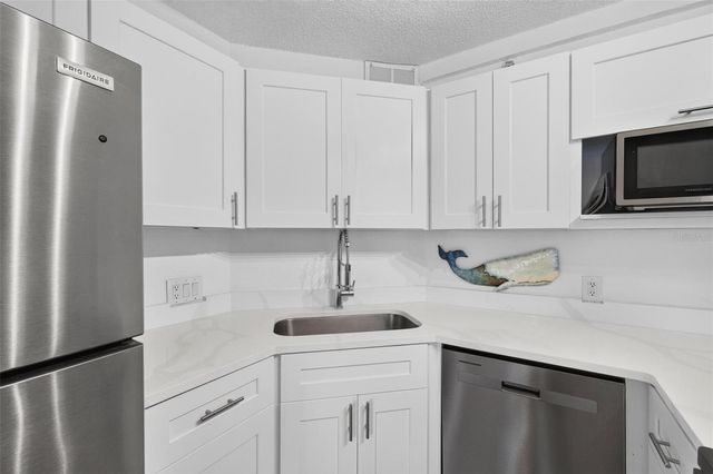 3315 58TH AVENUE S 105, St Petersburg, FL 33712