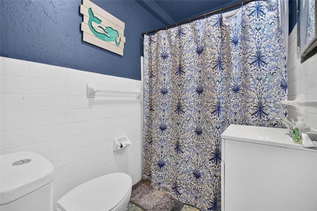 3315 58TH AVENUE S 105, St Petersburg, FL 33712