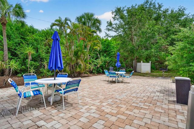 3315 58TH AVENUE S 105, St Petersburg, FL 33712