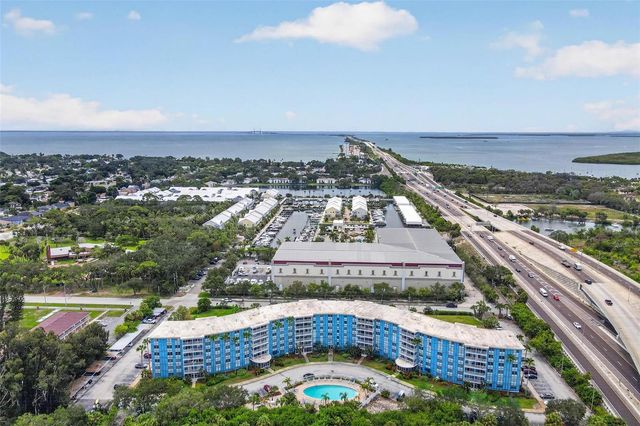 3315 58TH AVENUE S 105, St Petersburg, FL 33712