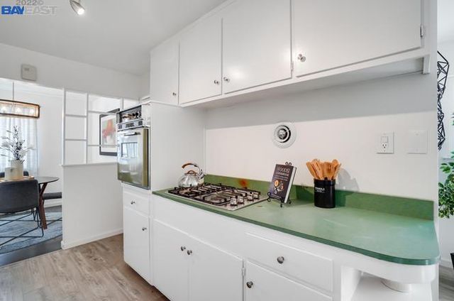 21905 Betlen Way, Castro Valley, CA 94546