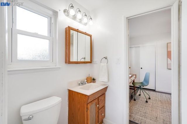 21905 Betlen Way, Castro Valley, CA 94546