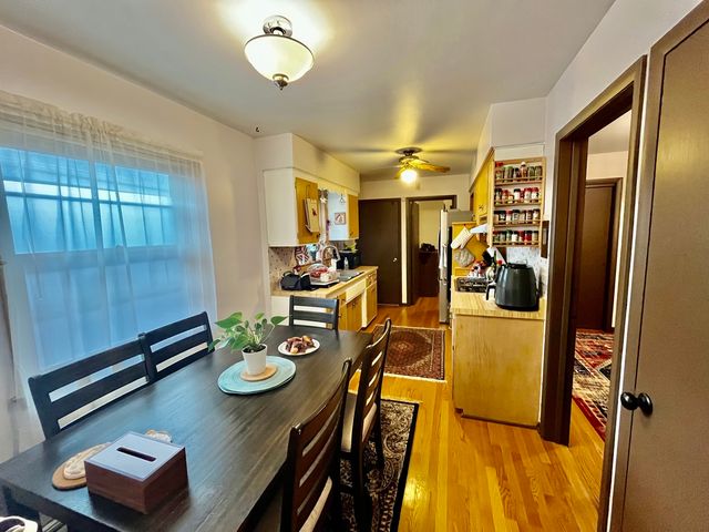 6822 W Higgins Avenue, Chicago, IL 60656
