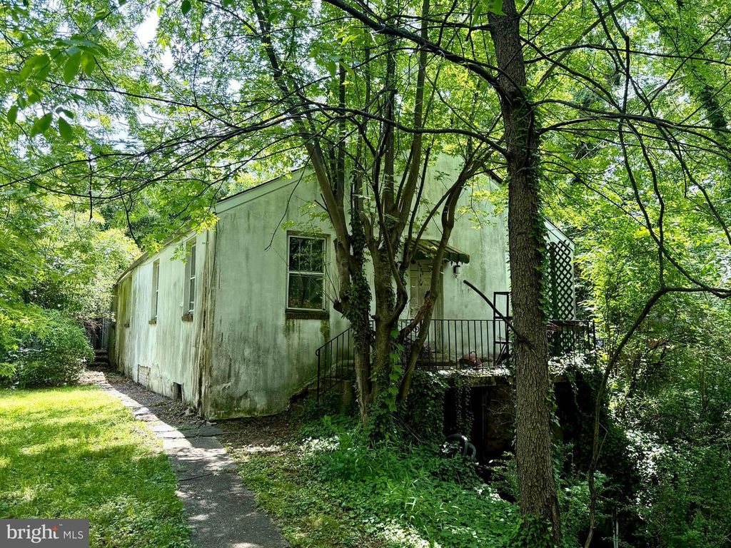 1683 MUSSULA RD, Towson, MD 21286