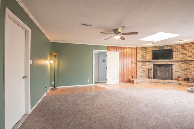 565 Littler Drive SE, Rio Rancho, NM 87124