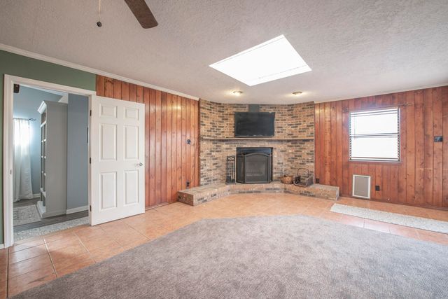 565 Littler Drive SE, Rio Rancho, NM 87124