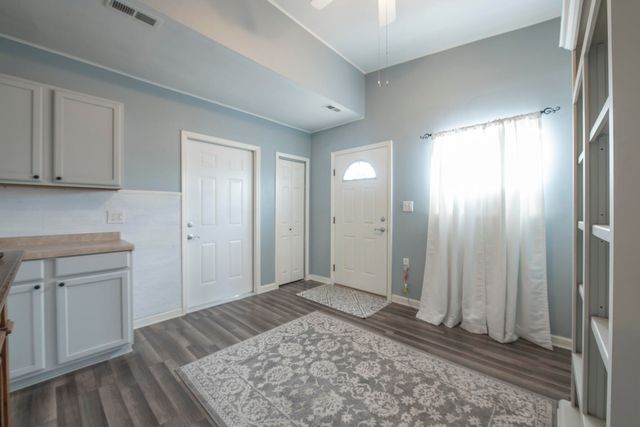 565 Littler Drive SE, Rio Rancho, NM 87124