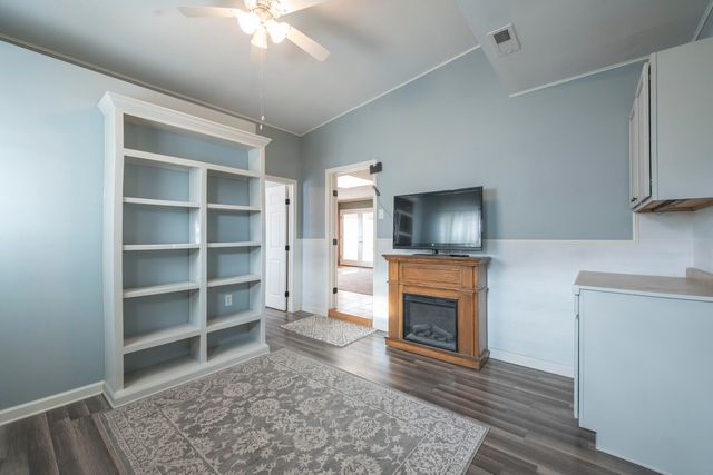 565 Littler Drive SE, Rio Rancho, NM 87124