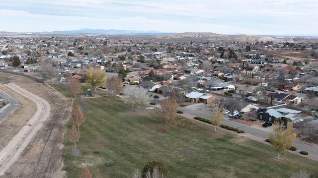 565 Littler Drive SE, Rio Rancho, NM 87124