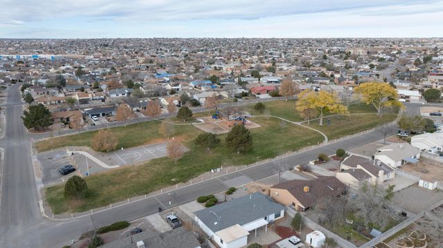 565 Littler Drive SE, Rio Rancho, NM 87124