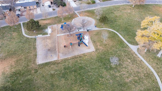 565 Littler Drive SE, Rio Rancho, NM 87124