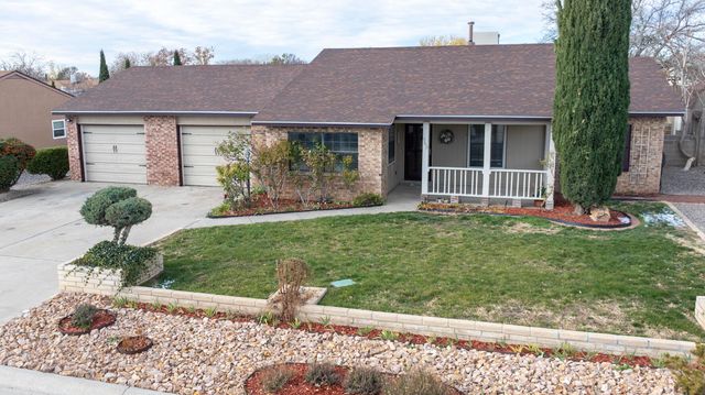 565 Littler Drive SE, Rio Rancho, NM 87124