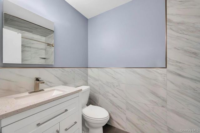 40 Richmond Boulevard 3B, Ronkonkoma, NY 11779