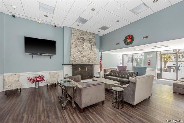 40 Richmond Boulevard 3B, Ronkonkoma, NY 11779