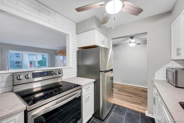 40 Richmond Boulevard 3B, Ronkonkoma, NY 11779