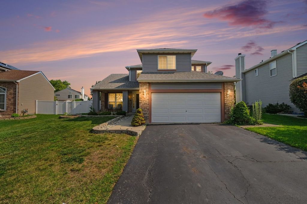 836 Tallgrass Drive, Bartlett, IL 60103