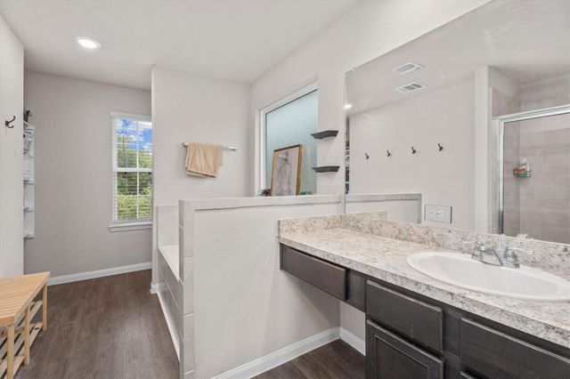 1325 Mount Bassie Trail, Conroe, TX 77301
